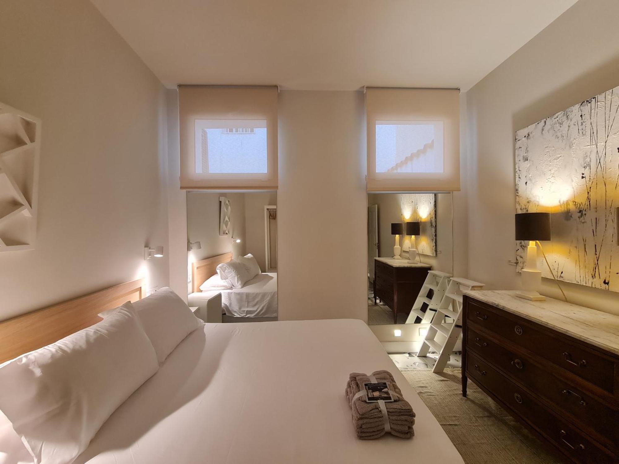 City Center Madrid Apartment With 2 Bedrooms Luaran gambar