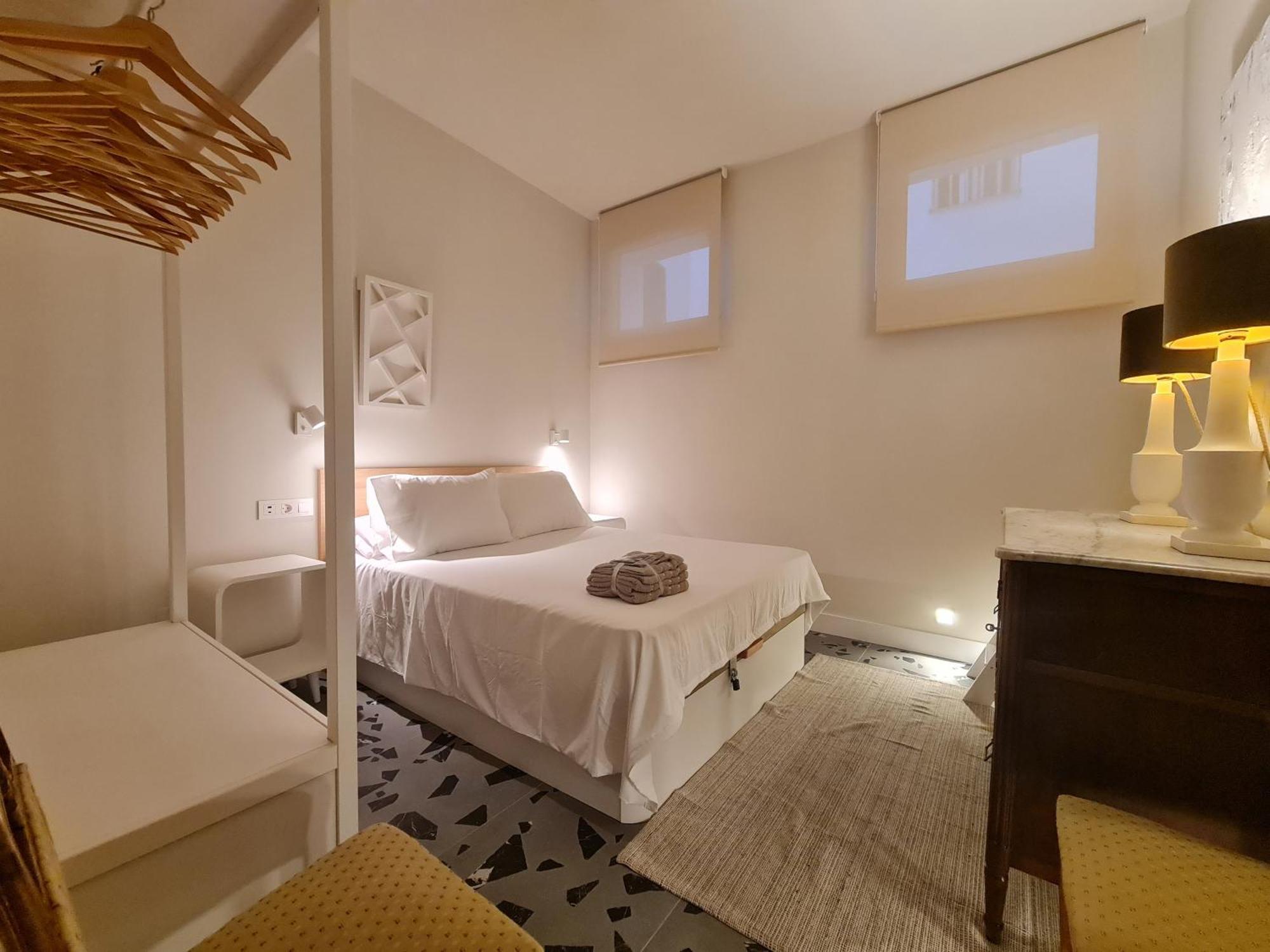 City Center Madrid Apartment With 2 Bedrooms Luaran gambar